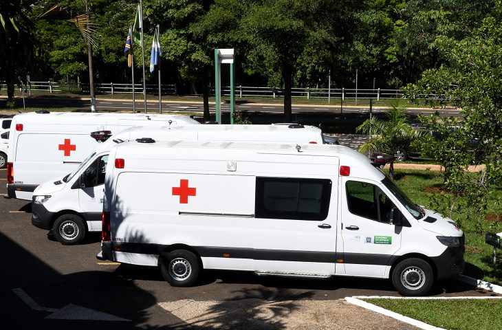 Entrega Ambulâncias Fto Bruno Rezende 02 730x480 (1)