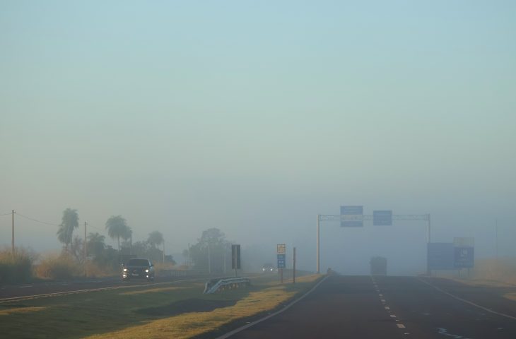 Tempo frio neblina Foto Alvaro Rezende 730x480