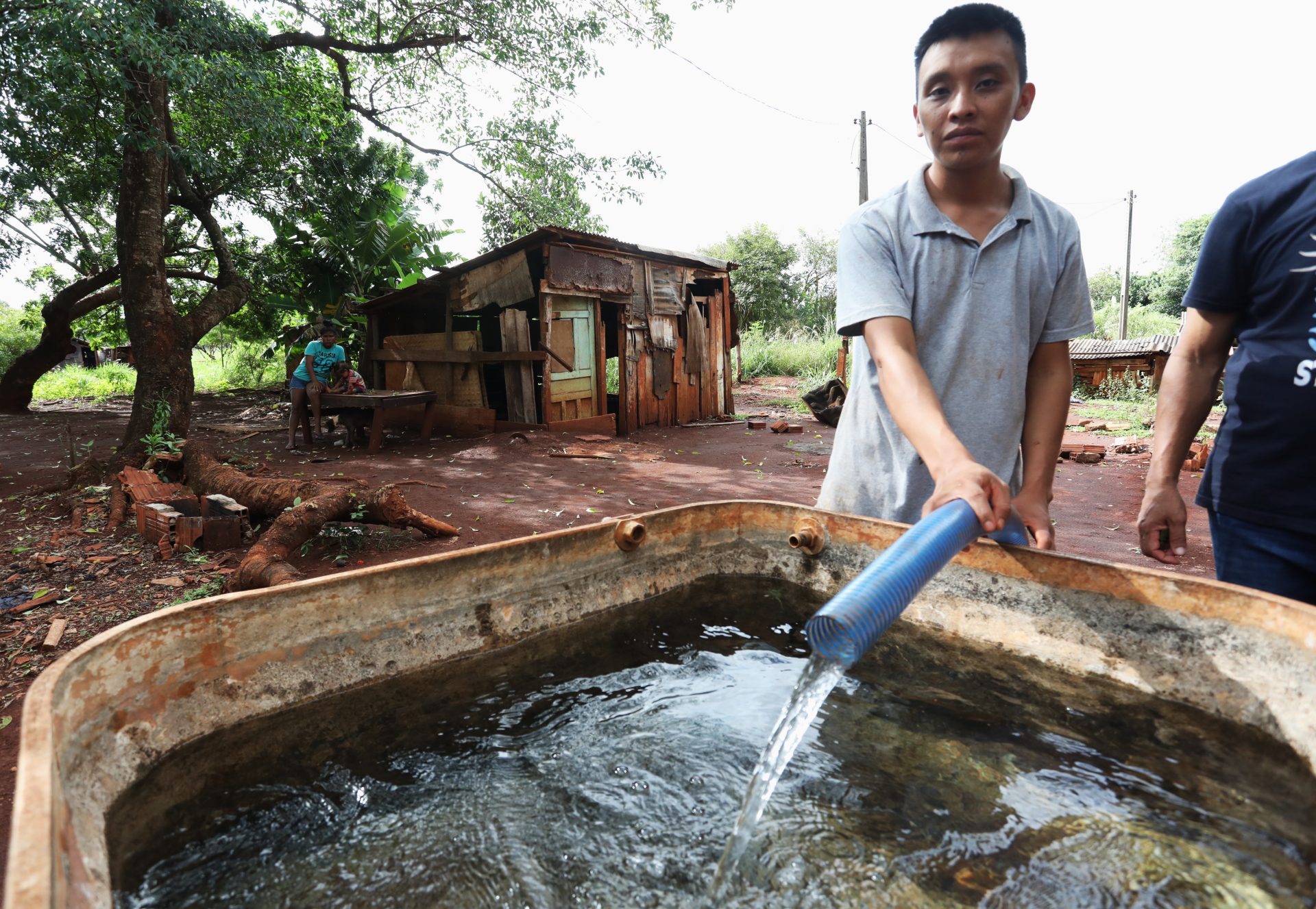 Agua nas Aldeias Indigenas em Dourados MS Foto Saul Schramm 11 scaled