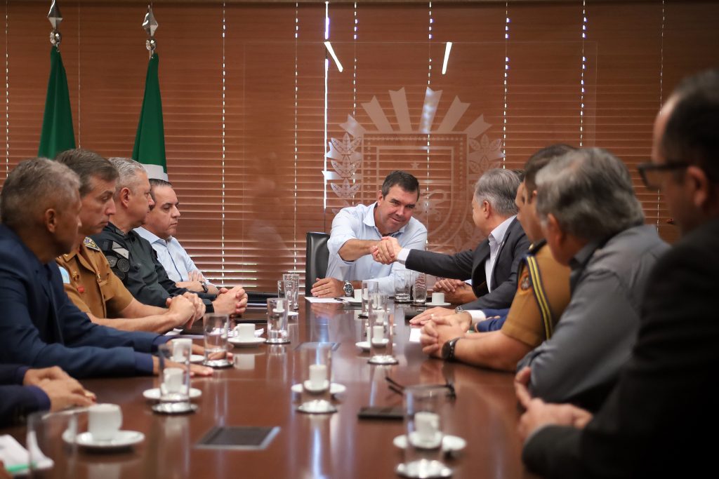 Reuniao do Governador com a PM e BM Foto Alvaro Rezende 06 1024x683